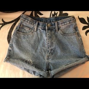 Cut off jean shorts